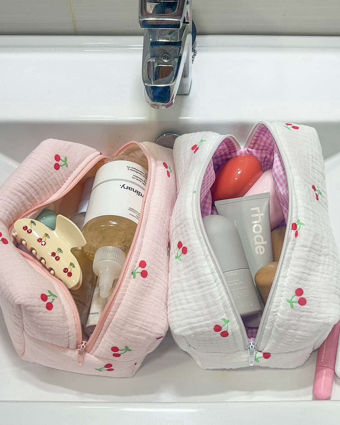 Cherry in White Beauty Case