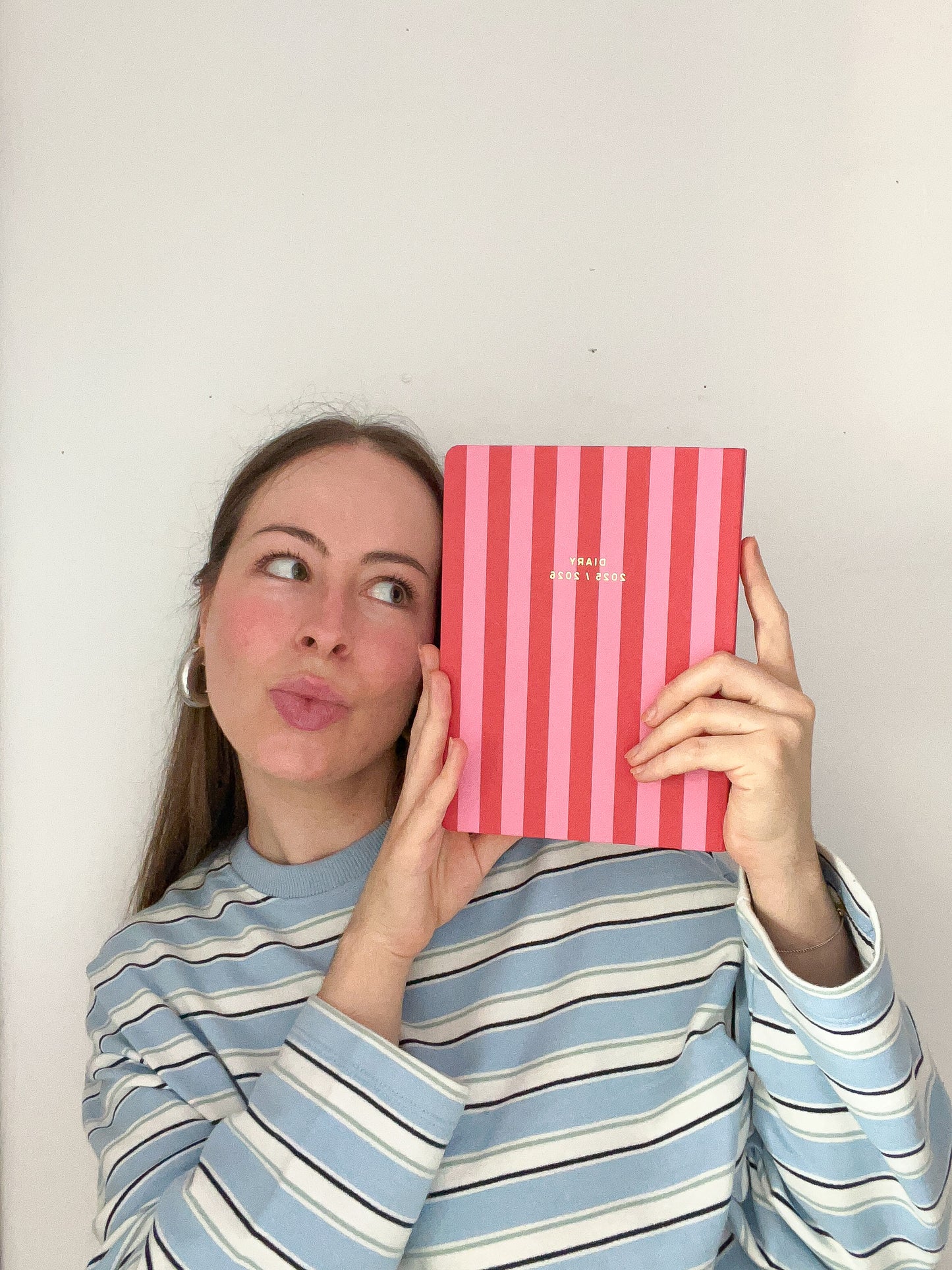 Agenda Rojo & Rosa 2025/2026 PRE ORDER