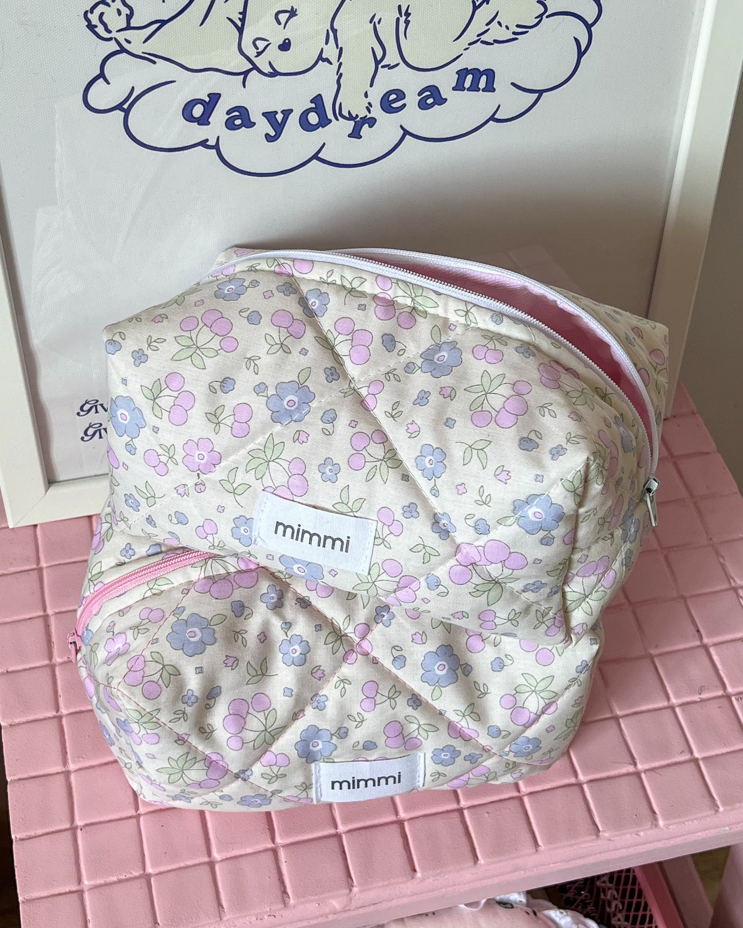 Summer Berries Beauty Case