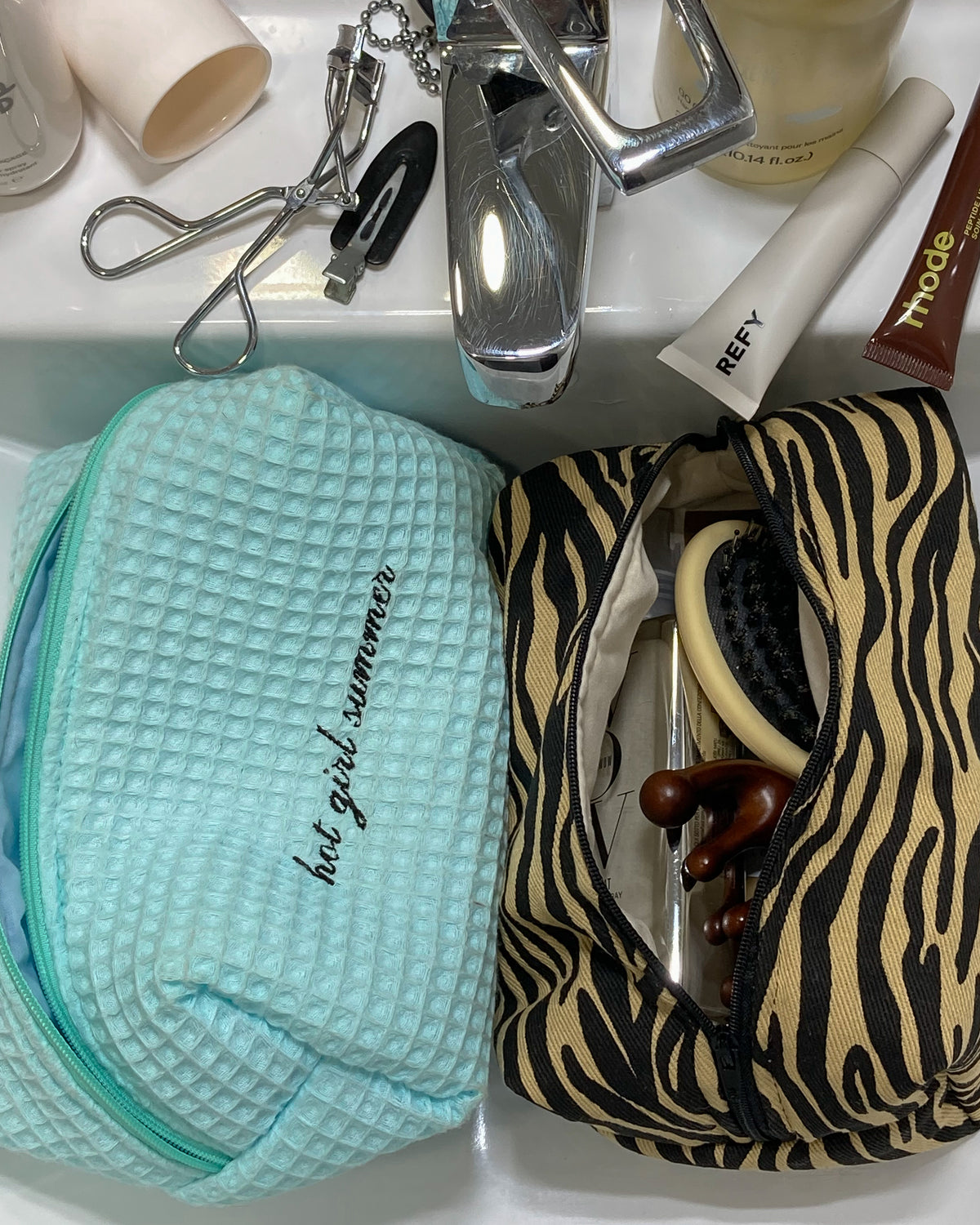 ZEBRA BEAUTY CASE