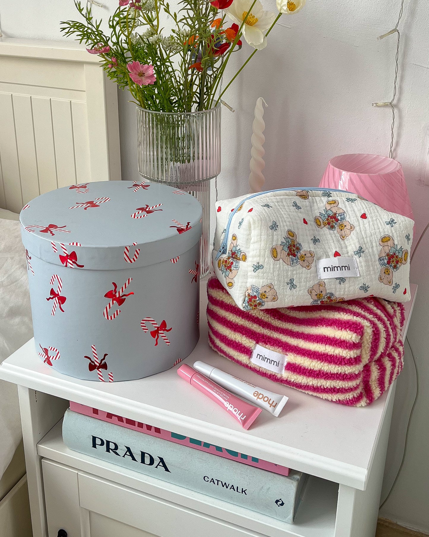 Strawberry Cream Beauty Case